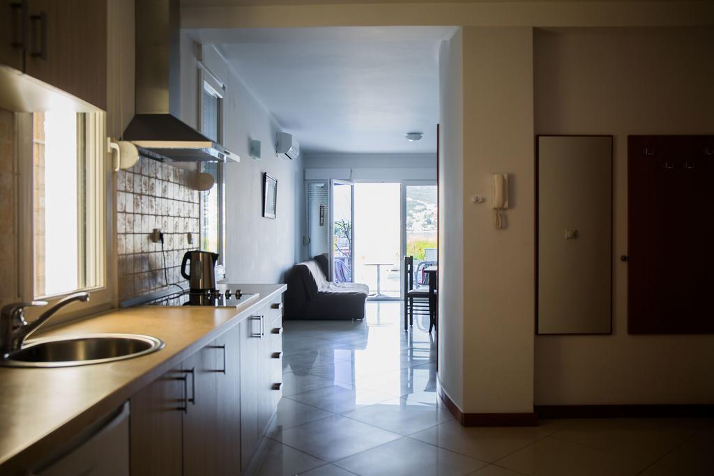 Apartments Riverside ヘルツェグ・ノヴィ エクステリア 写真